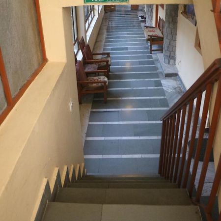Pema Thang Hotel Kangra Exterior foto